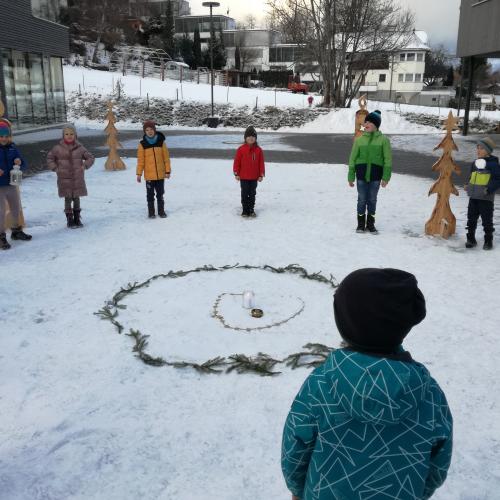 Adventfeier im Religionsunterricht