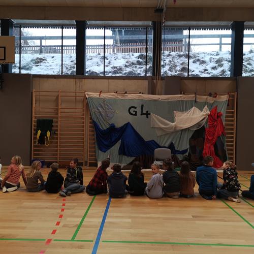 Schauspiel, Tanz und Pantomime